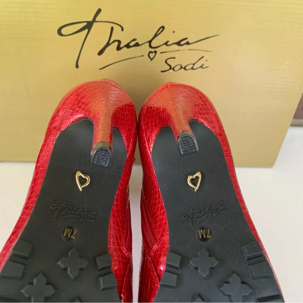 Thalia Sodi Womens Rhodes Red heeled patent ankle Booties Shoes US 7 M - Picture 6 of 9